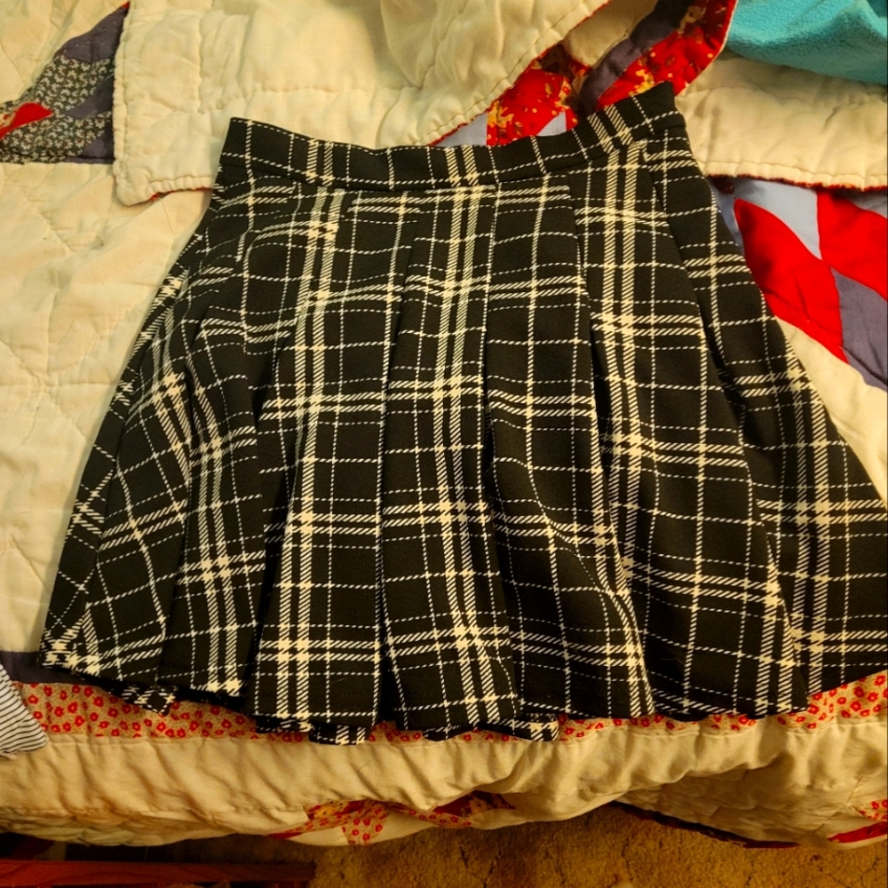 Black plaid skirt